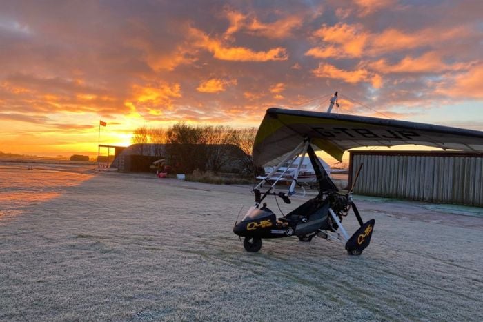 Choosing the Best Microlight: Fixed-Wing vs. Flex-Wing - Pros and Cons Uncovered