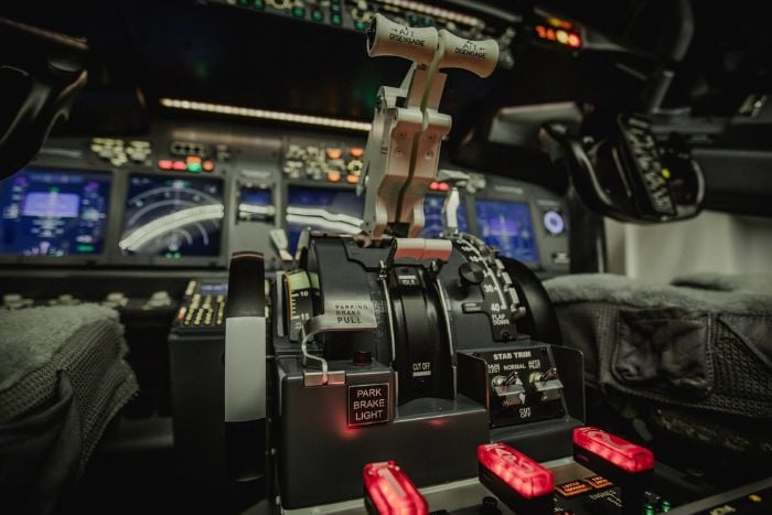 The Benefits of Flight Simulators: Training and Fun for Aviation Enthusiasts