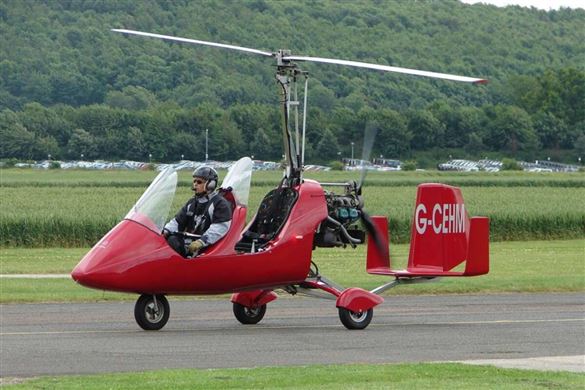 15 Minute Gyrocopter Flight from Rochester Airport, Kent