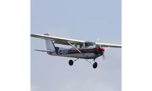 2 Seater 30 Minute Flying Lesson Experience from Flydays.co.uk