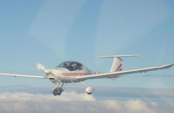 2-Seater 60 Minute Flying Lesson - Elstree Aerodrome