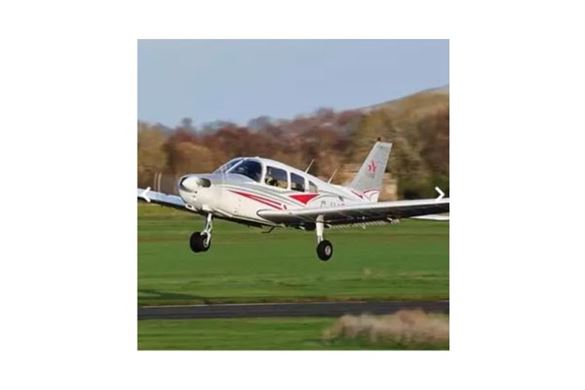 2 Seater 60 Minute Lesson Experience from Flydays.co.uk