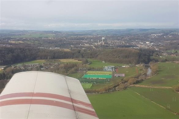 2-Seater Landaway Flying Lesson - Teesside International airport