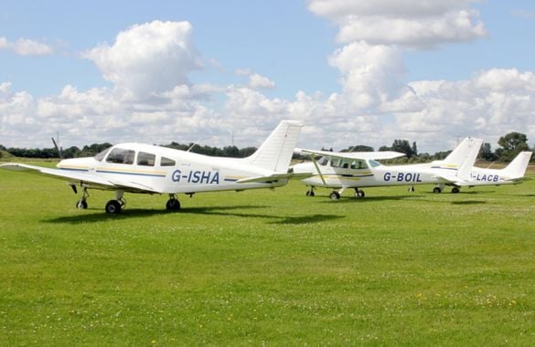 30 Minute 4 Seater Lesson In A Piper Aircraft - Manchester