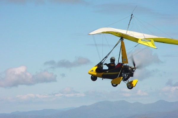 30 Minute Nationwide Microlight Flight Plus Briefing Driving Experience 1