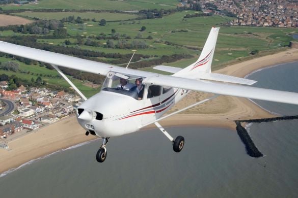 30 Minute Four Seater Flying Lesson - Clacton 