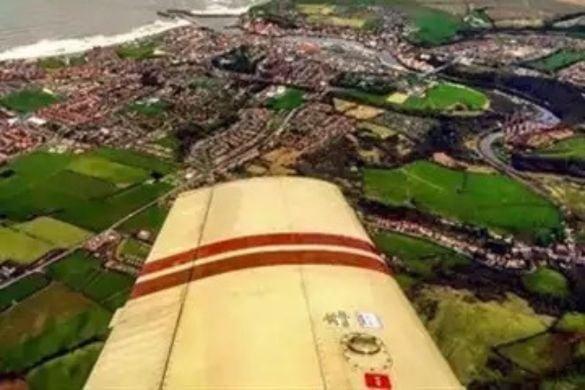 30-Minute Four Seater Piper Warrior Flying Lesson - Darlington