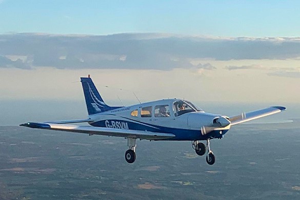 4 Seater 60 Minute Flying Lesson - Kent