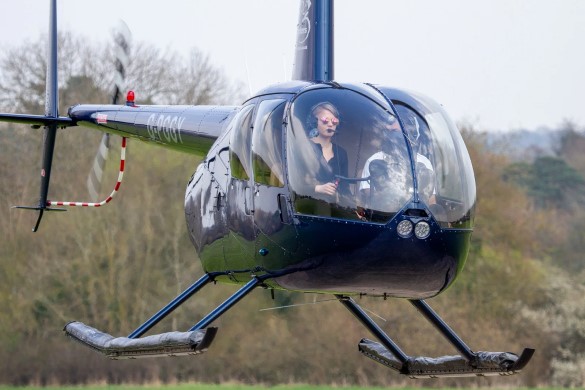 4 Seater R44 Helicopter Explorer Lesson - Surrey