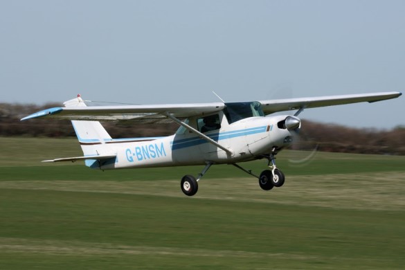 60 Minute 4 Seater Flying Lesson - Cornwall 