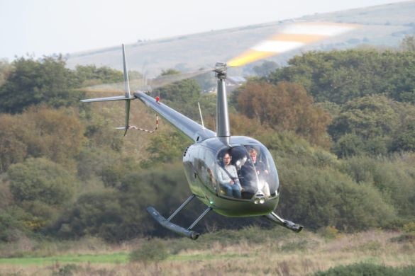 60 Minute Helicopter Lesson at 4 UK Venues 