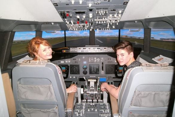 60 Minute 737 Flight Simulator Session - Bedfordshire