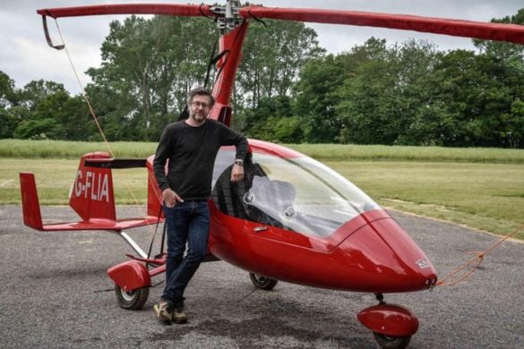 60 Minute Gyrocopter Flying Lesson - Wiltshire