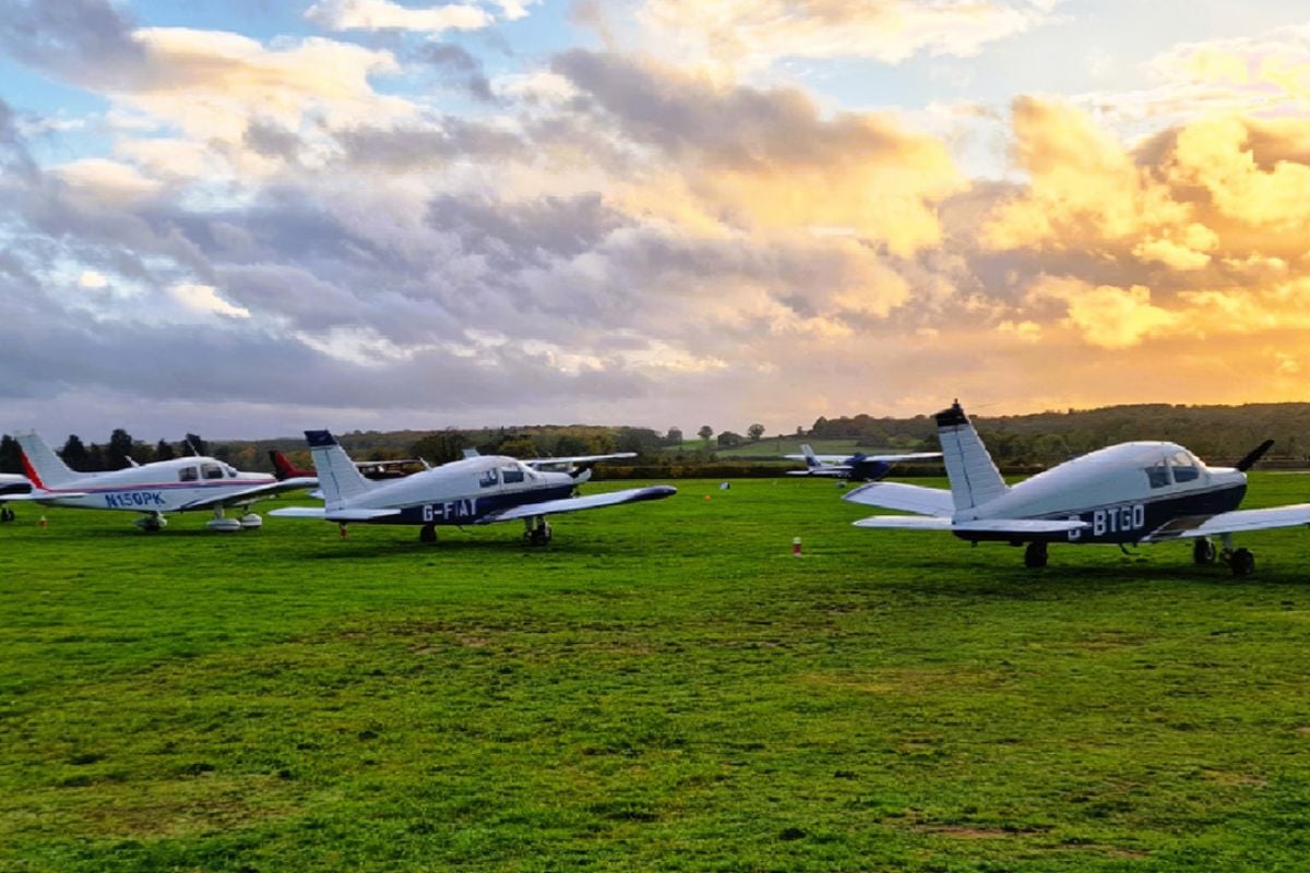 60 Minute Flying Lesson from Oxford Airport