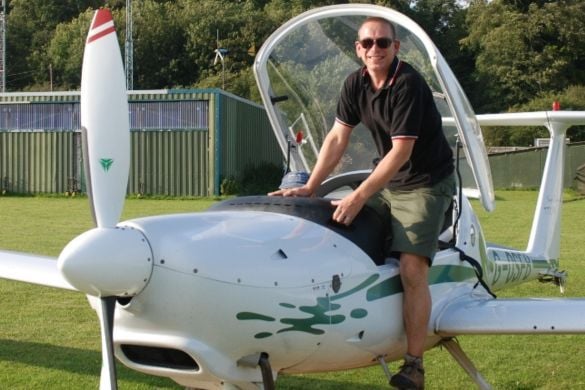 60 Minute Two Seater Flying Lesson - Enstone Aerodrome