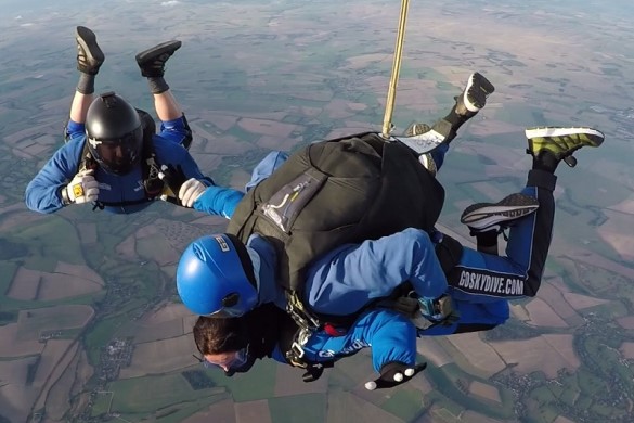 7000ft Tandem Skydive - Salisbury