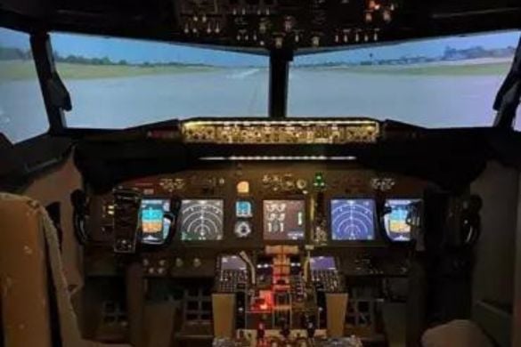 737 and Vulcan Simulator Duo Experience (2 x 120 min) - Stockport