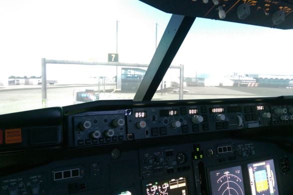 90 Minute 737 Simulator Session - Glasgow 