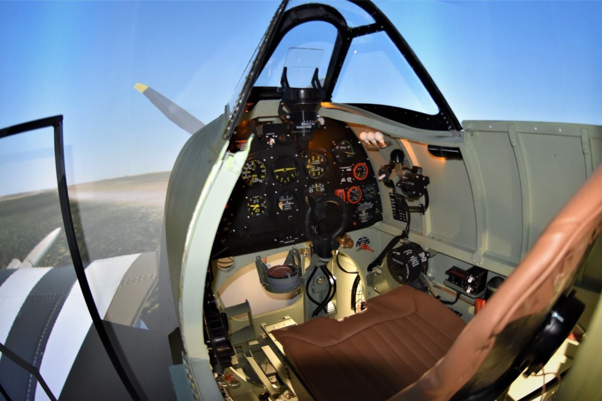 90 Minute Spitfire Simulator plus Training Driving Experience 1