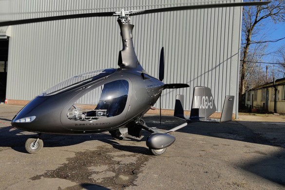 Closed Cockpit Gyrocopter 90 Minute Lesson - Kent