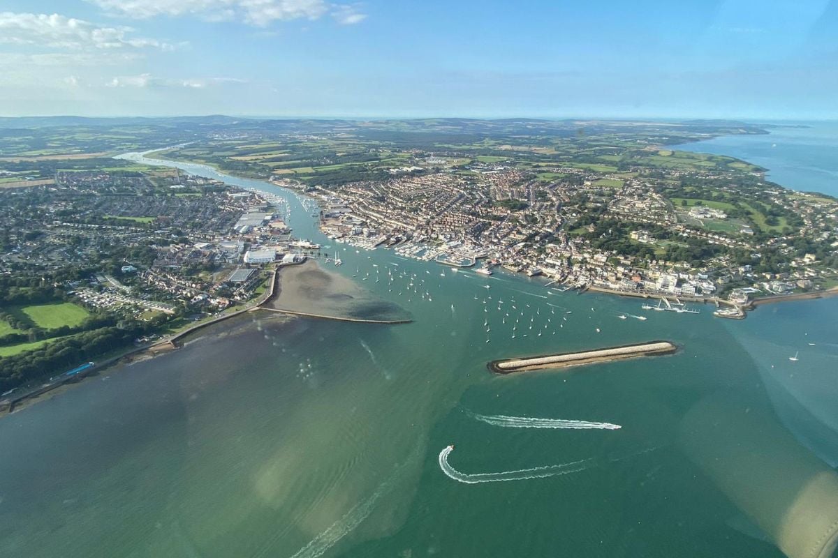 Exclusive Isle Of Wight Helicopter Flight For Up To 3 People