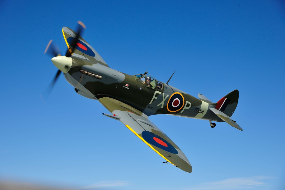 Fly with a Spitfire Driving Experience 1