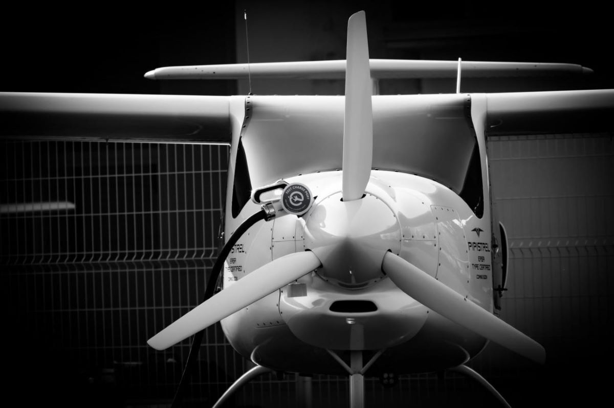 Fully Electric Aircraft Experience - Essex Driving Experience 1