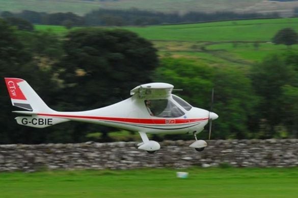 Isle of Wight Flying Lesson With Lunch - Oxfordshire