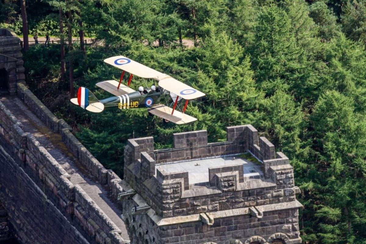 Ultimate Yorkshire Run Tiger Moth Flight in Leeds