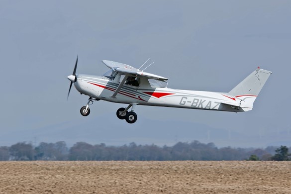 2-Seater 60 Minute Lesson from Perth Airport