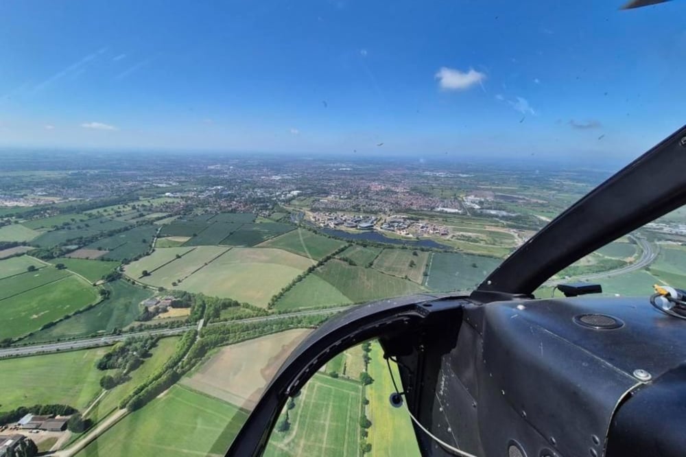30 Min Themed Helicopter Sightseeing Tour For One