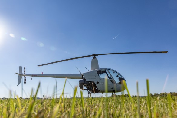 30 Minute Robinson R22 Helicopter Flying Lesson in Kent