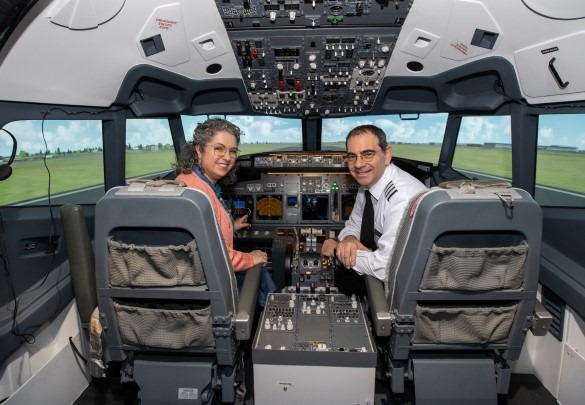 60 Minute Boeing 737 Flight Simulator - Luton Airport