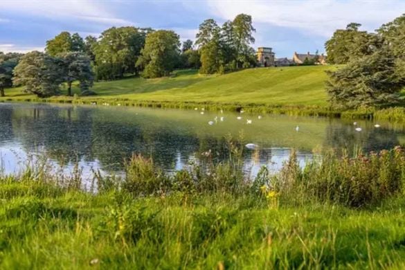 Blenheim Palace Helicopter Tour for One